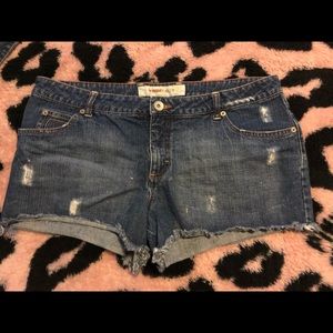 Mossimo shorts gently used